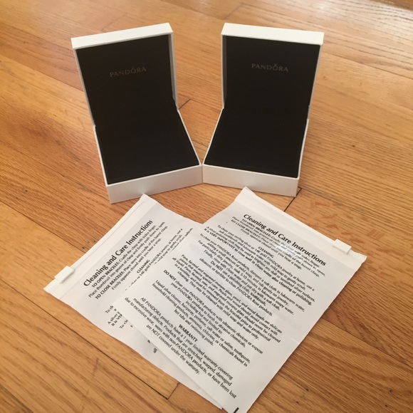 Pandora Gift Boxes - Picture 1 of 3